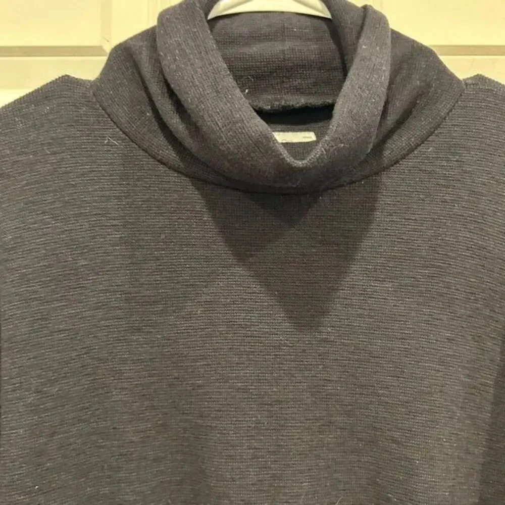 J. Crew Vintage Fleece‎ Women’s Black Turtleneck Tunic Sweater Size Medium - Picture 5 of 7